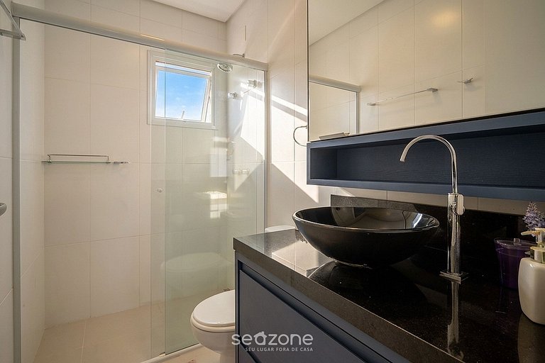 Apt c/ churrasq. prox. da praia de Jurerê SGA0815