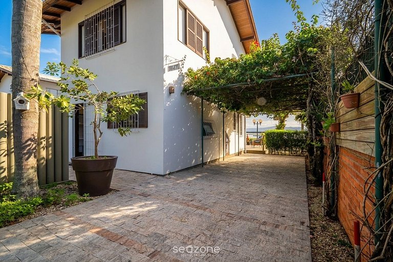 Hermosa casa frente al mar Santo Antônio CDA1647