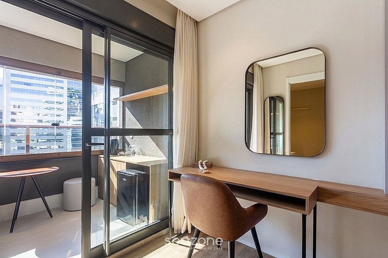 Studio contemporâneo com varanda HMJ0714