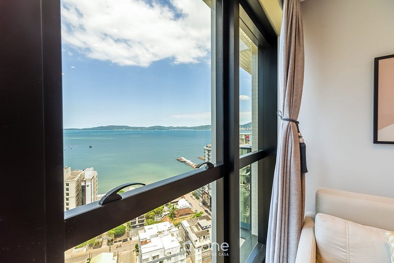 Apartamento contemporâneo com vista mar MHF2107