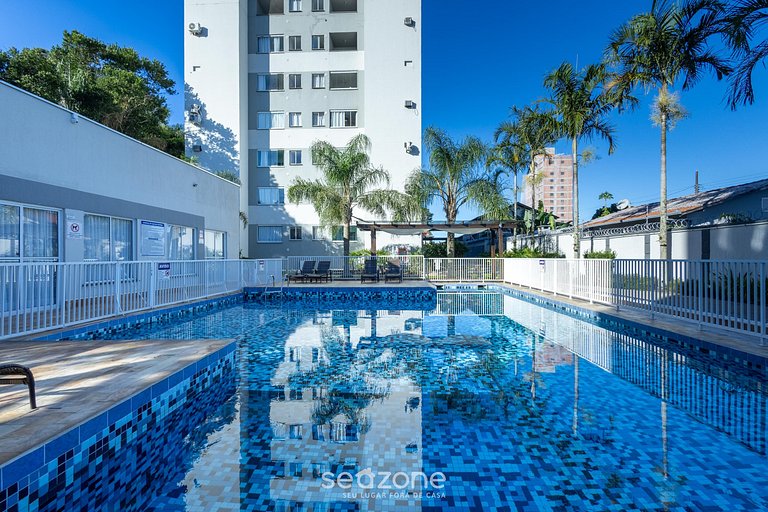 Apto c/ vista al mar en cond con piscina ORI1001