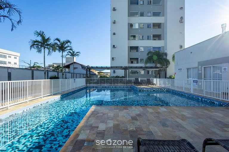 Apto c/ vista al mar en cond con piscina ORI1001