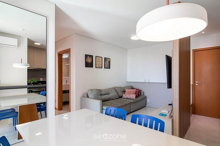 Apto. acogedor en condominio con piscina AVR0503