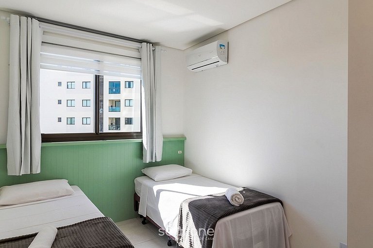 Apto. acogedor en condominio con piscina AVR0503