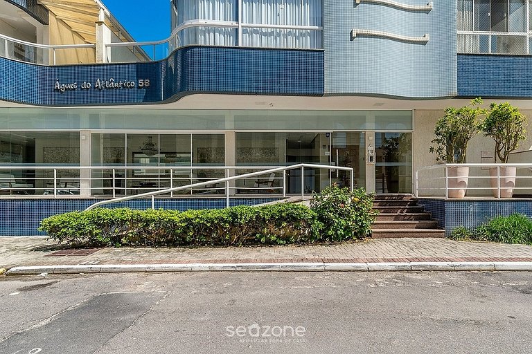 Apto vista mar c/ churrasq. a 50m da Praia ATT0602