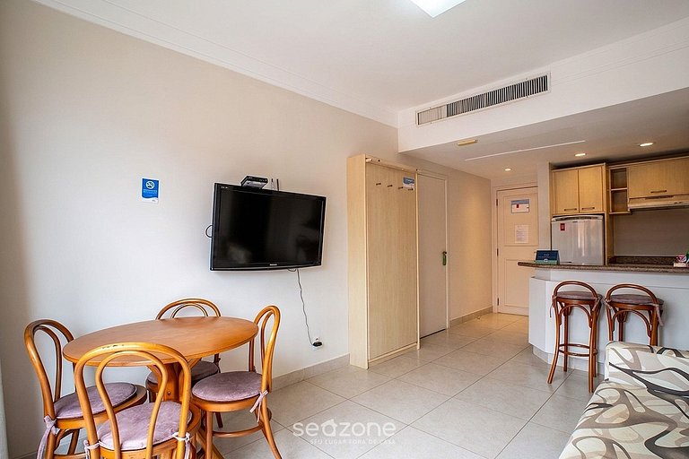 Conforto. c/ varanda em Cond. c/ piscina JBV0432