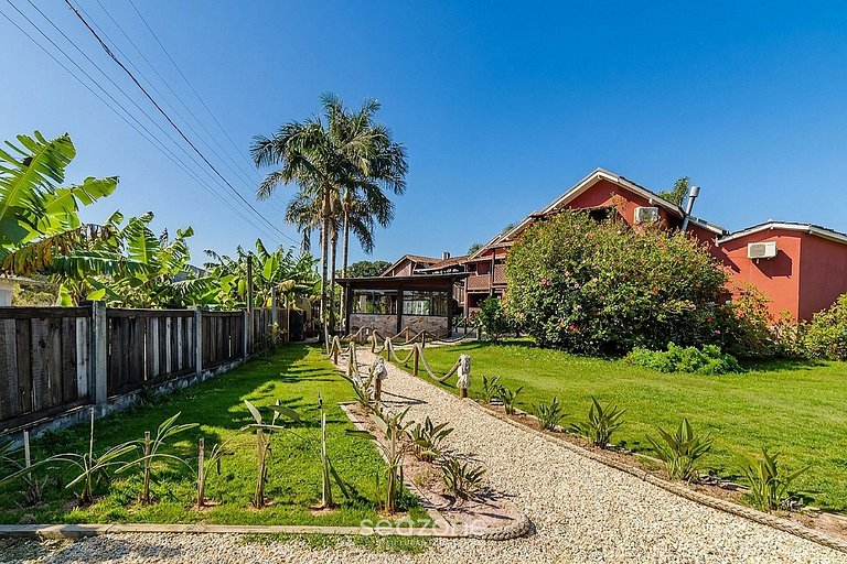 Apto duplex em Bombinhas 200m da praia VLE008 Seazone