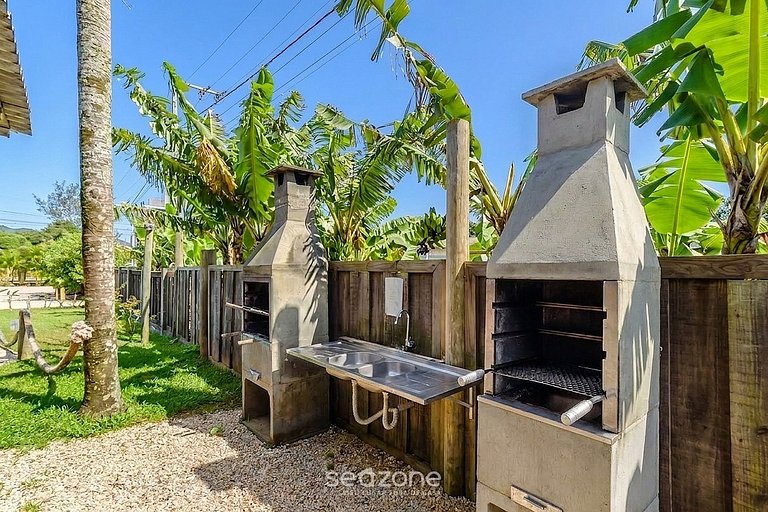 Apto duplex em Bombinhas 200m da praia VLE008 Seazone