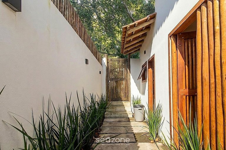 Studio em Cond. c/ Varanda em Porto Seguro IPE0001