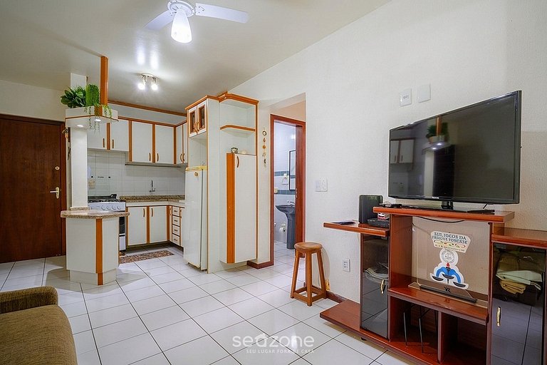 Apto. em Cond. c/ piscina e vista p/ mar IDO0208