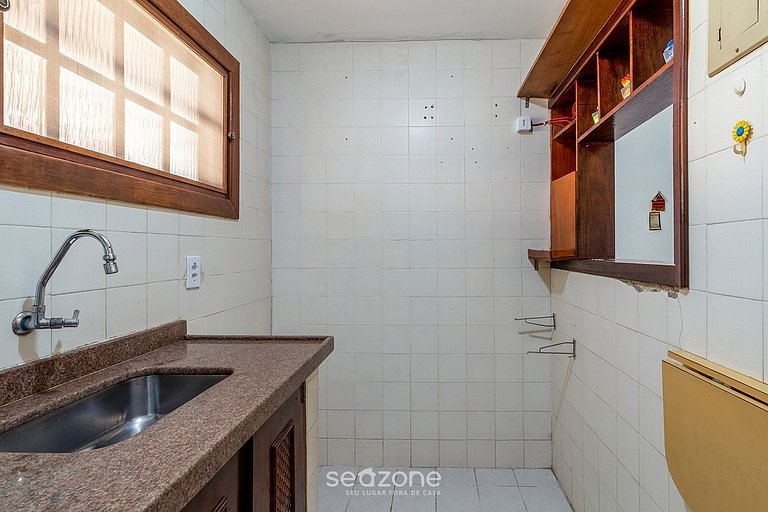 Apto. c/ varanda em Cond. c/ Piscina VDP0000