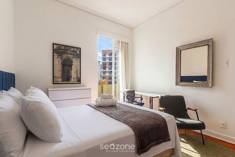Apto. c/ Balcón en Bela Vista PAZ0122