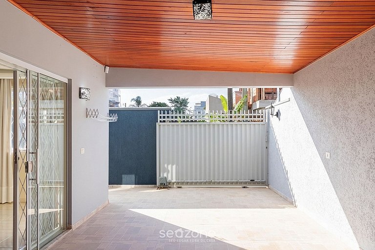 Casa c/ Parrilla a 290m de Praia Alegre JAF0285