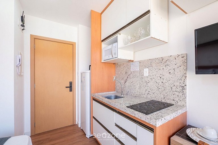 Studio em Cond. c/ Piscina perto da praia CAO0805