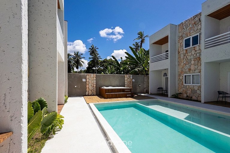 Apto em Cond. c/ piscina prox. da praia CUMD0003