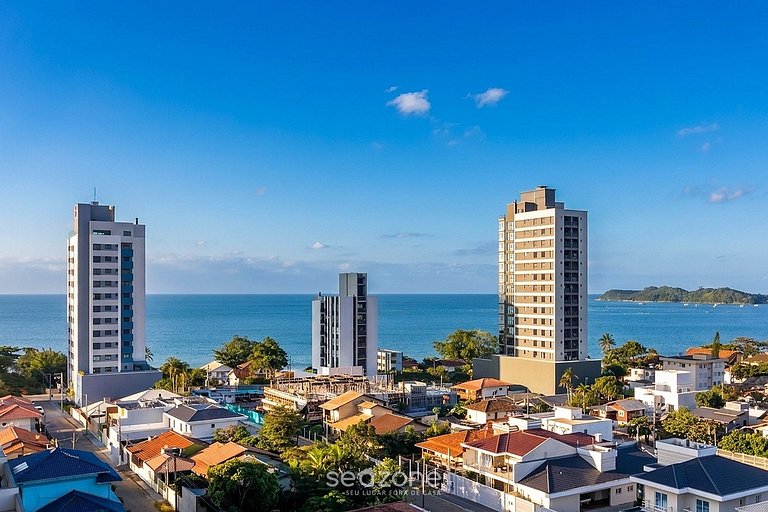 Apto. em Cond. c/ piscina e vista p/ mar SKL1002