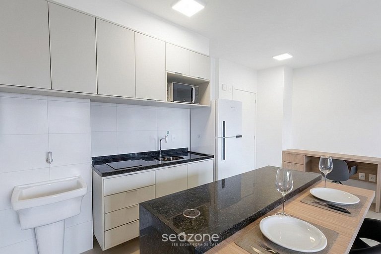 Studio bien ubicado en cond. con piscina SRU1409