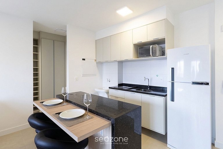 Studio bien ubicado en cond. con piscina SRU1409