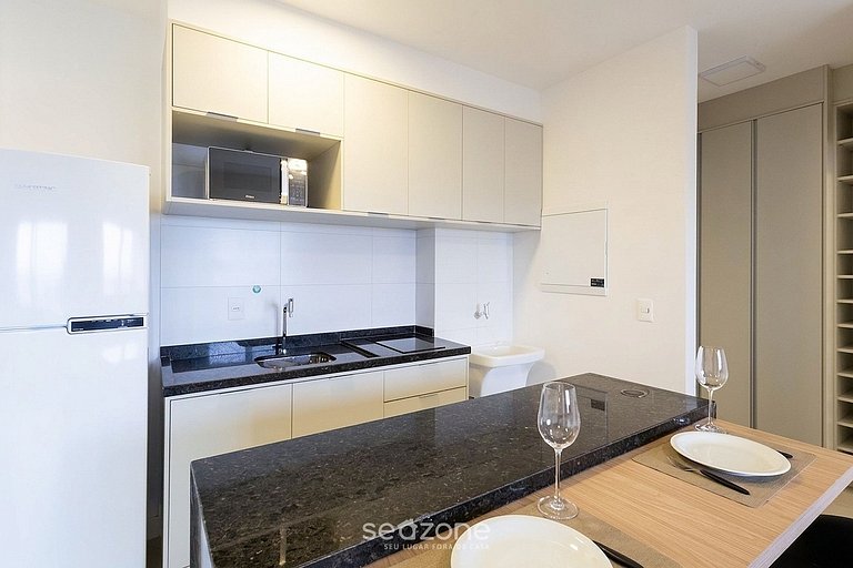 Estudio em Cond. c/ Piscina e Varanda SRU2308