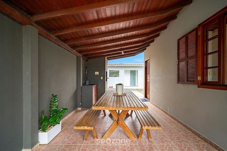 Casa con parrilla cerca de la playa PEL1199
