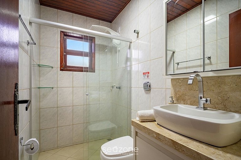 Casa con parrilla cerca de la playa PEL1199