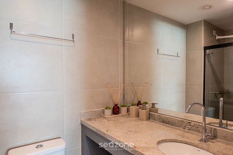 Studio em Cond. c/ piscina prox. do mar ARU0123