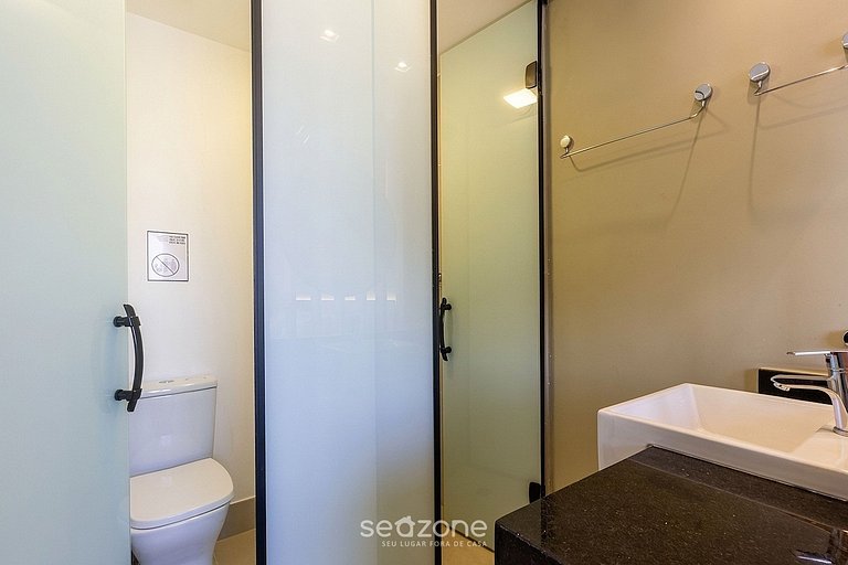 Studio em cond. c/ academia prox. ao metrô ARM0041