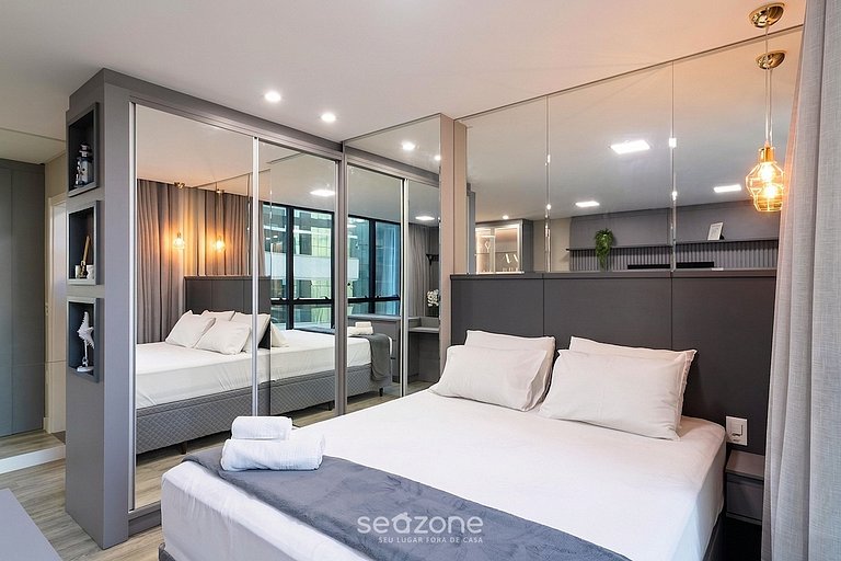 Ap en cond. c/piscina 350m de Meia Praia IFT1505
