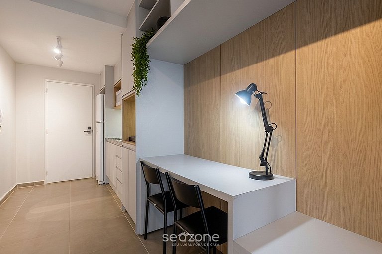 Studio c/ varanda prox. do Ibirapuera INY0205