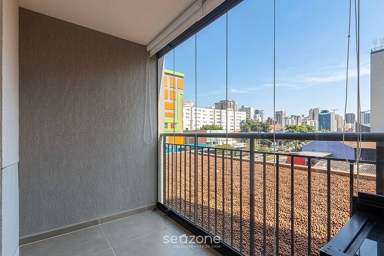 Studio con balcón cerca del Ibirapuera INY0205