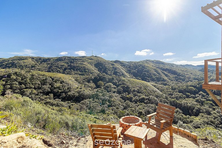 Cabana c/ Hidromassagem e Vista Montanha VST030