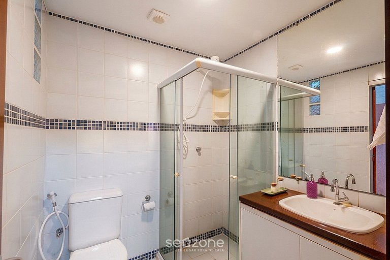 Apto. em Cond. c/ Piscina e churrasq. CVC0010