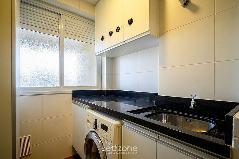 Apto. em Cond. c/ Piscina e Garagem PEA0410