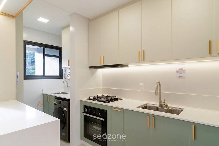 Apartamento con balcón y vista a la ciudad AUS1401