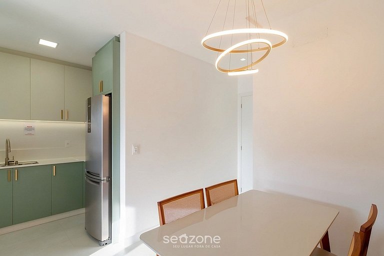 Apartamento con balcón y vista a la ciudad AUS1401