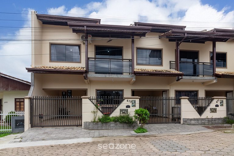 Sobrado 3Q c/ Churrasq. 700m da Praia RPP0678