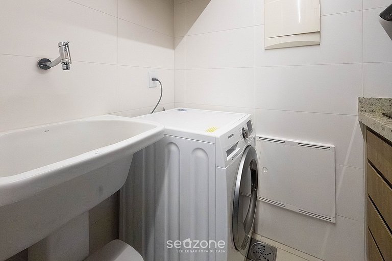 Studio em Cond. c/ Piscina e Varanda LHG0506