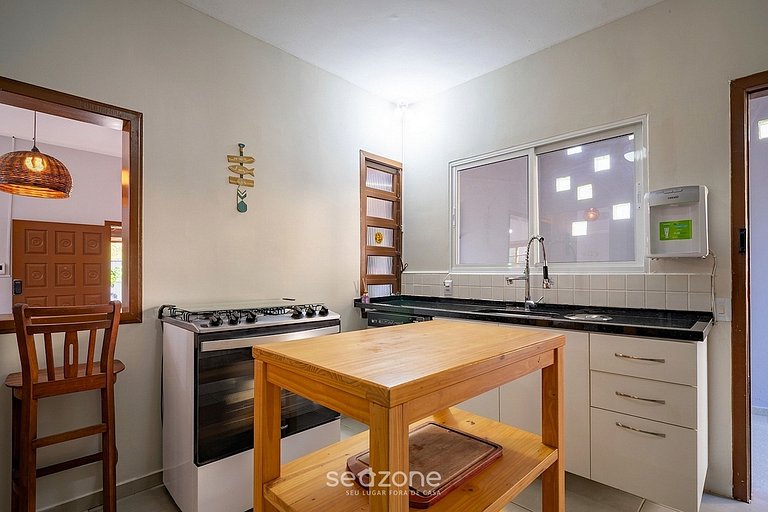 Casa com Piscina Próxima à Praia JDE792