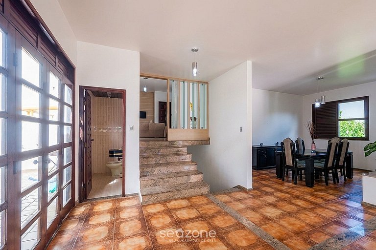 Casa. c/ Piscina e Varanda em Salvador API0062