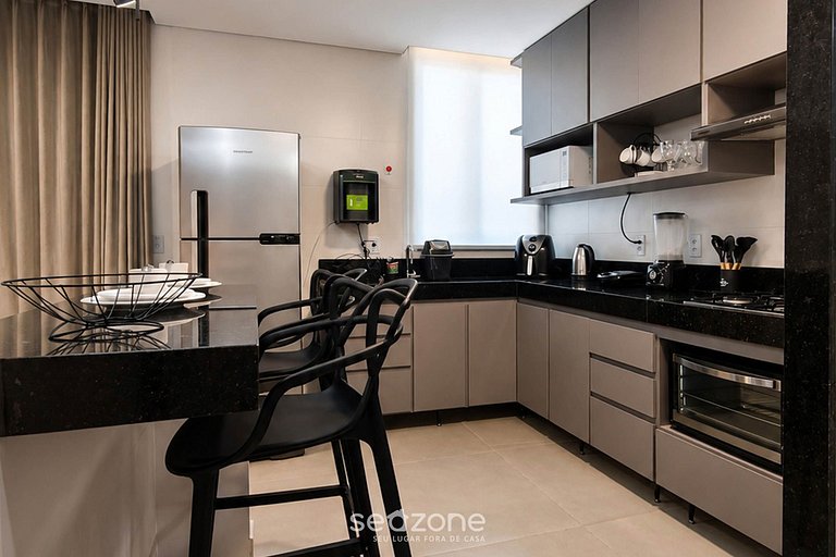 Apto en Cond. c/ Piscina 350 m de la Playa PRY0105