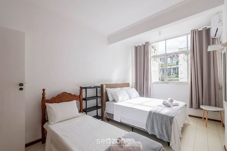 Apto. em Cond. 3 Q. a 680m da Praia ODZ0102