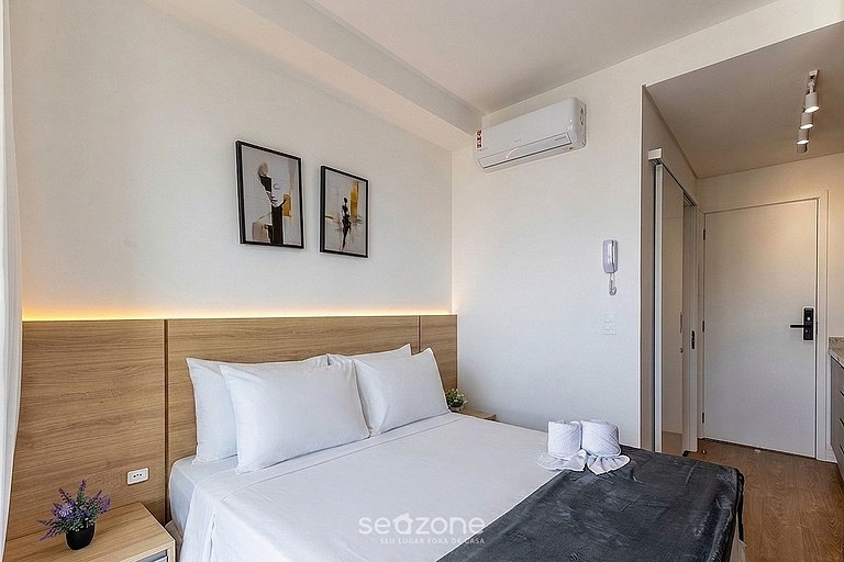 Estudio en Condo. c/ Piscina y Balcón MAN1707
