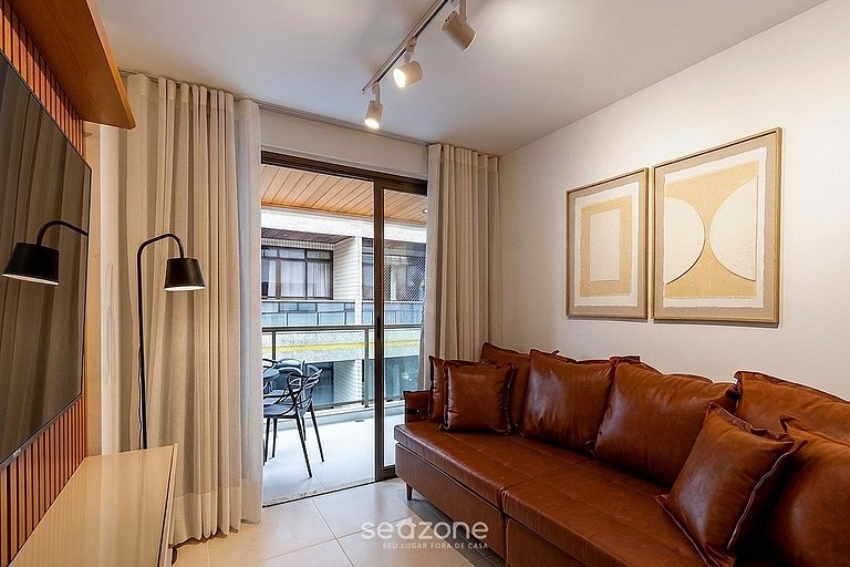 Apto. em Cond. c/ Piscina a 740m da Praia ANO0505