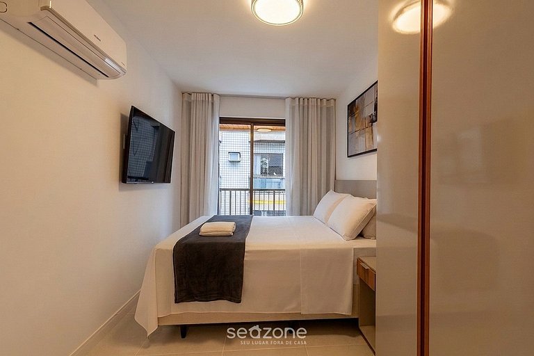 Apto. em Cond. c/ Piscina a 740m da Praia ANO0505