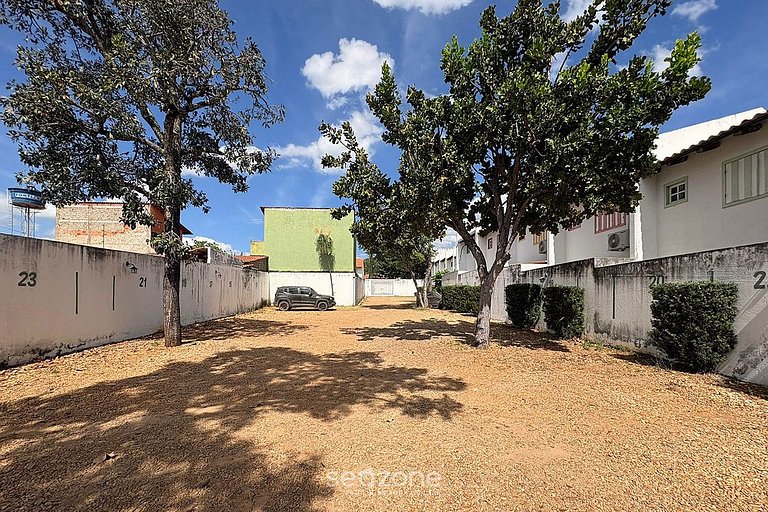 Apto. em Cond. c/ piscina e academia QDR0011