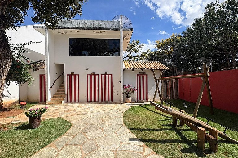 Apto. em Cond. c/ piscina e academia QDR0011