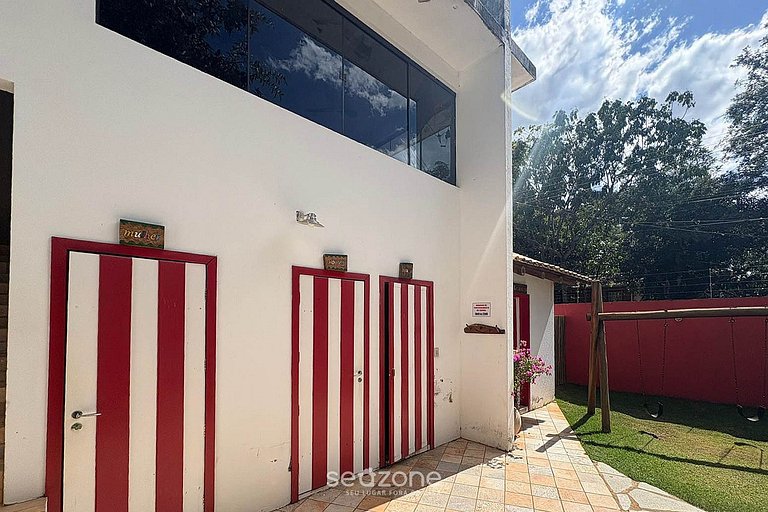 Apto. em Cond. c/ piscina e academia QDR0011