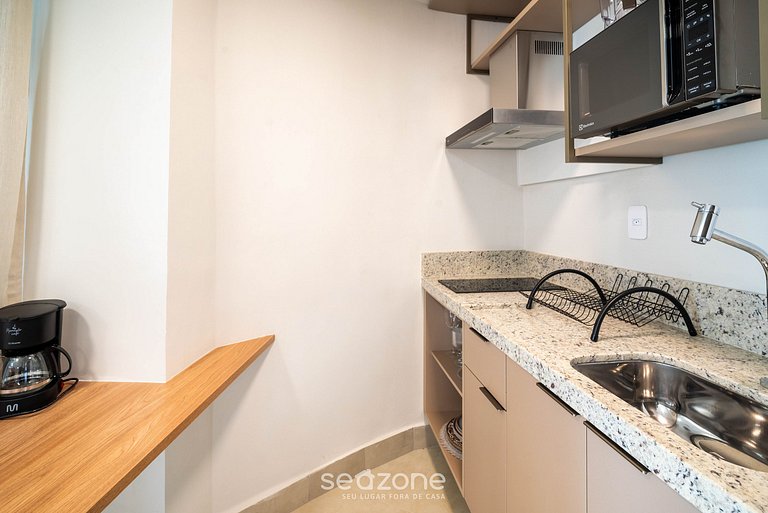 Studio en cond. con piscina y gimnasio MSU0906