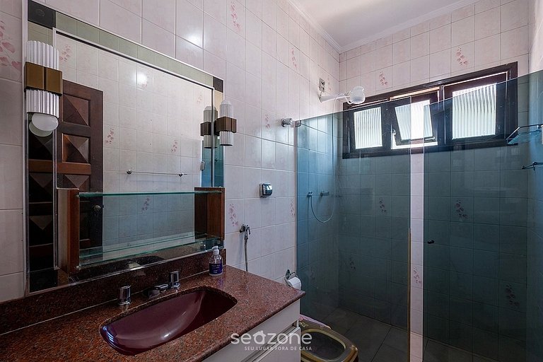 Apto. c/ Piscina e Varanda em Salvador API0062