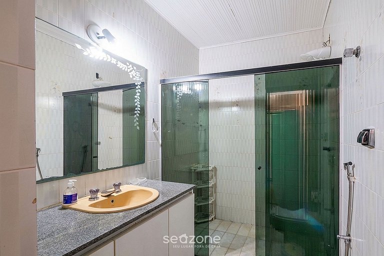 Casa. c/ Piscina y Balcón en Salvador API0062
